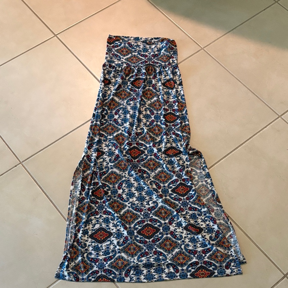 Lucy Lucy love XS maxi skirt boho 653